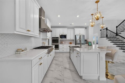 Casa en venta en Wesley Chapel, Florida, 7 dormitorios, 448.07 m2 № 2225731 - foto 13