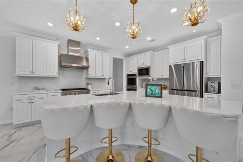 Casa en venta en Wesley Chapel, Florida, 7 dormitorios, 448.07 m2 № 2225731 - foto 14