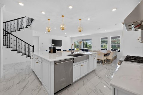 Casa en venta en Wesley Chapel, Florida, 7 dormitorios, 448.07 m2 № 2225731 - foto 15