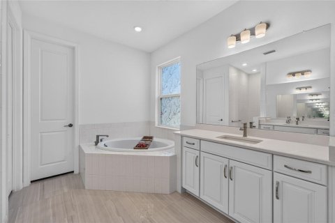 Casa en venta en Wesley Chapel, Florida, 7 dormitorios, 448.07 m2 № 2225731 - foto 27