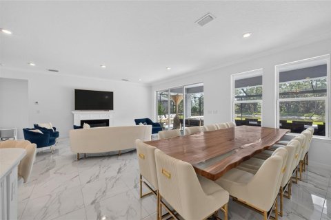 Casa en venta en Wesley Chapel, Florida, 7 dormitorios, 448.07 m2 № 2225731 - foto 18