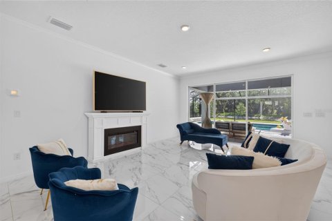 Casa en venta en Wesley Chapel, Florida, 7 dormitorios, 448.07 m2 № 2225731 - foto 3