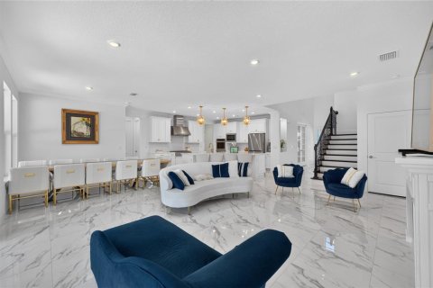 Casa en venta en Wesley Chapel, Florida, 7 dormitorios, 448.07 m2 № 2225731 - foto 12