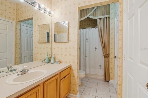 Condo in Orlando, Florida, 3 bedrooms № 2224579 - photo 20