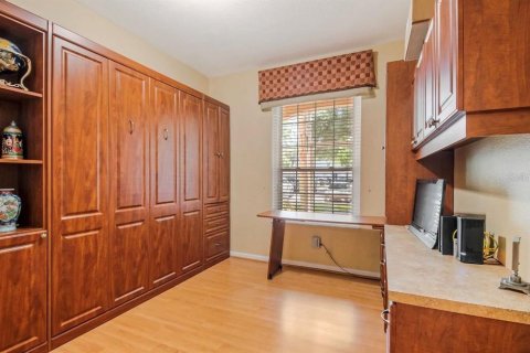 Condo in Orlando, Florida, 3 bedrooms № 2224579 - photo 17