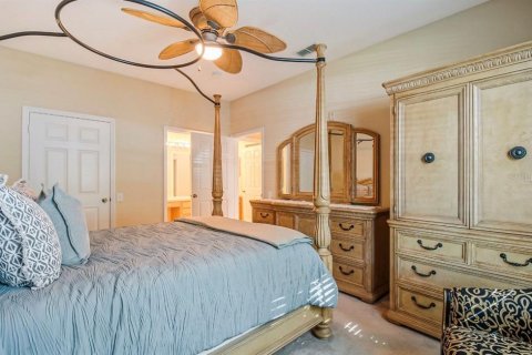 Condo in Orlando, Florida, 3 bedrooms № 2224579 - photo 19