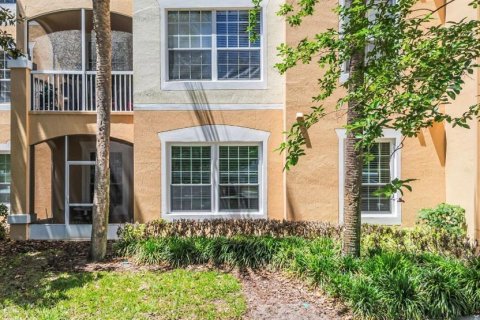 Condo in Orlando, Florida, 3 bedrooms № 2224579 - photo 2