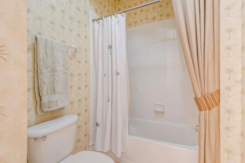 Condo in Orlando, Florida, 3 bedrooms № 2224579 - photo 21