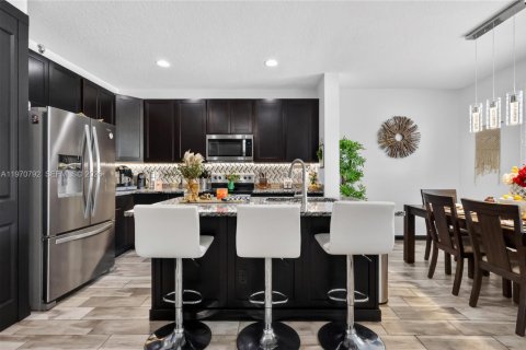 Villa ou maison à vendre à Pompano Beach, Floride: 3 chambres, 156.17 m2 № 2032495 - photo 12