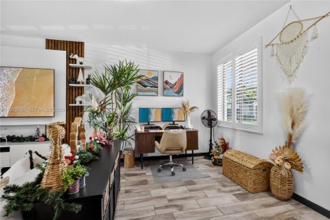 Villa ou maison à vendre à Pompano Beach, Floride: 3 chambres, 156.17 m2 № 2032495 - photo 9