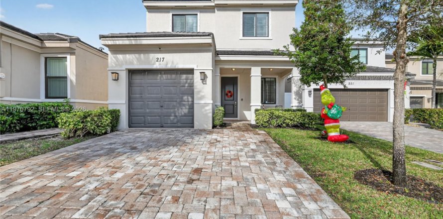 Villa ou maison à Pompano Beach, Floride 3 chambres, 156.17 m2 № 2032495