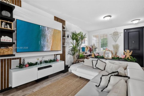 Villa ou maison à vendre à Pompano Beach, Floride: 3 chambres, 156.17 m2 № 2032495 - photo 5