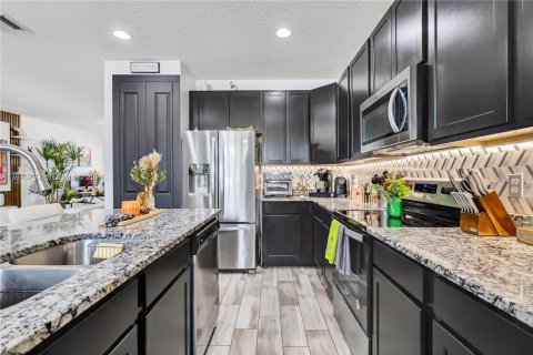 Villa ou maison à vendre à Pompano Beach, Floride: 3 chambres, 156.17 m2 № 2032495 - photo 11