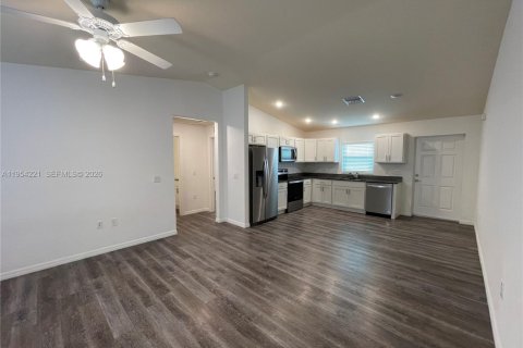 Villa ou maison à vendre à LaBelle, Floride: 3 chambres № 2008975 - photo 3