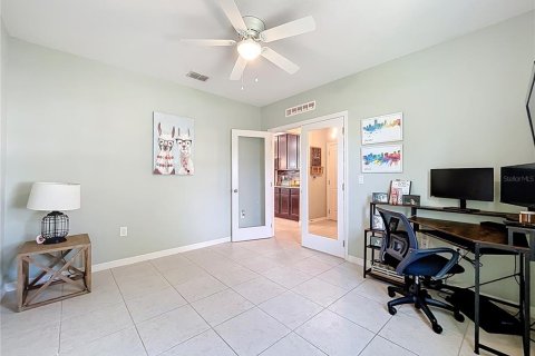 Casa en venta en Mascotte, Florida, 3 dormitorios, 158.4 m2 № 1902459 - foto 6