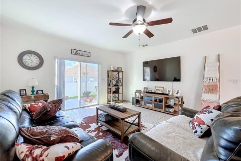 Casa en venta en Mascotte, Florida, 3 dormitorios, 158.4 m2 № 1902459 - foto 16