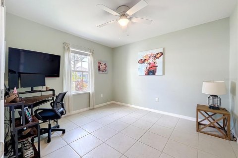 Casa en venta en Mascotte, Florida, 3 dormitorios, 158.4 m2 № 1902459 - foto 4