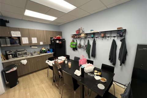 Immobilier commercial à louer à Gibsonton, Floride: 911.84 m2 № 2143920 - photo 19