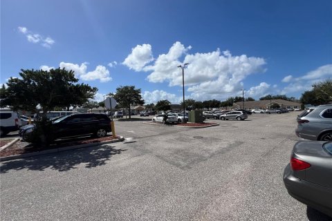 Immobilier commercial à louer à Gibsonton, Floride: 911.84 m2 № 2143920 - photo 2