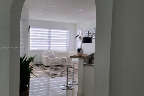 House in Homestead, Florida 3 bedrooms, 191.19 sq.m. № 1708336 - photo 20