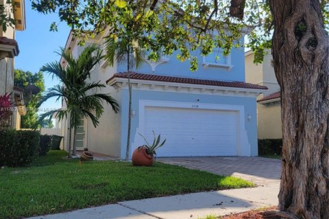 House in Homestead, Florida 3 bedrooms, 191.19 sq.m. № 1708336 - photo 1