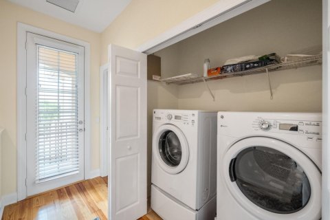 Adosado en alquiler en Palm Beach Gardens, Florida, 3 dormitorios, 202.53 m2 № 1136301 - foto 1