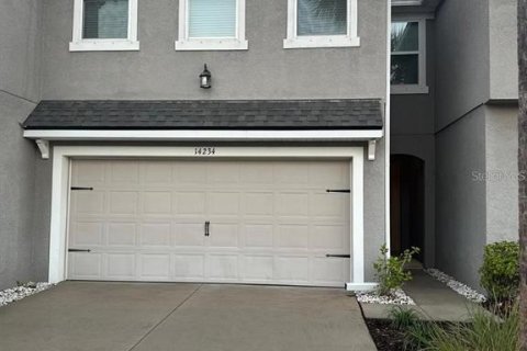 Townhouse in Tampa, Florida 3 bedrooms, 214.33 sq.m. № 2277375
