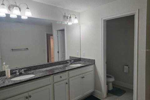 Снять в аренду таунхаус в Тампа, Флорида 6 комнат, 214.33м2, № 2277375 - фото 9