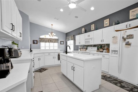 House in Port Charlotte, Florida 2 bedrooms, 164.9 sq.m. № 1734790 - photo 8