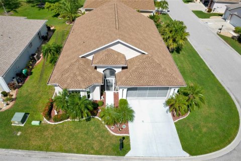 House in Port Charlotte, Florida 2 bedrooms, 164.9 sq.m. № 1734790 - photo 2