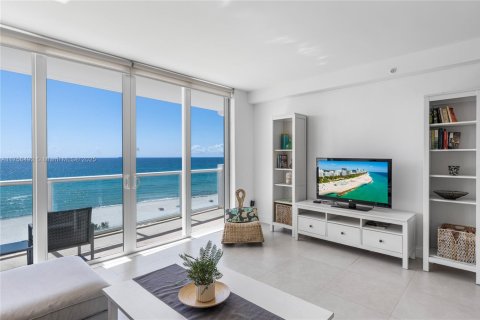 Copropriété à vendre à Miami Beach, Floride: 2 chambres, 122.63 m2 № 1957576 - photo 8