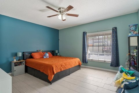 Adosado en venta en Kissimmee, Florida, 3 dormitorios, 160.54 m2 № 1744850 - foto 10