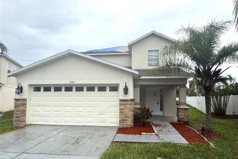 Villa ou maison à Ruskin, Floride 5 chambres, 202.53 m2 № 2424018