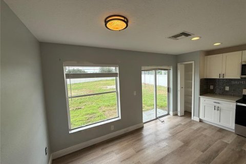 Villa ou maison à vendre à Ruskin, Floride: 5 chambres, 202.53 m2 № 2424018 - photo 5