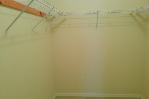 House in Lakeland, Florida 3 bedrooms, 133.69 sq.m. № 2200591 - photo 15