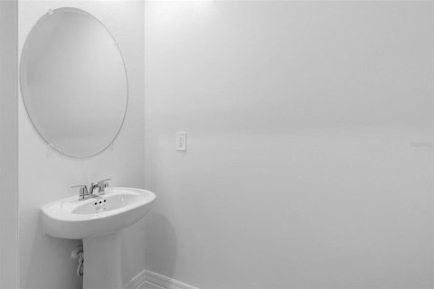 House in Palmetto, Florida 4 bedrooms, 173.73 sq.m. № 2393711 - photo 9