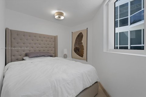 Купить таунхаус в Майами-Бич, Флорида 2 спальни, 173.17м2, № 1926596 - фото 25