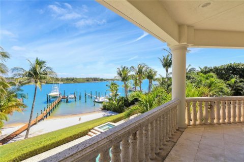 Casa en venta en Jupiter, Florida, 5 dormitorios, 469.34 m2 № 2053583 - foto 28