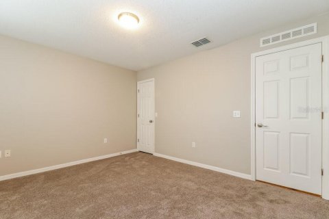 House in Wesley Chapel, Florida 4 bedrooms, 174.1 sq.m. № 1902773 - photo 11