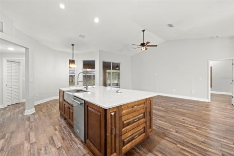 Casa en venta en Hudson, Florida, 5 dormitorios, 331.29 m2 № 1559242 - foto 12