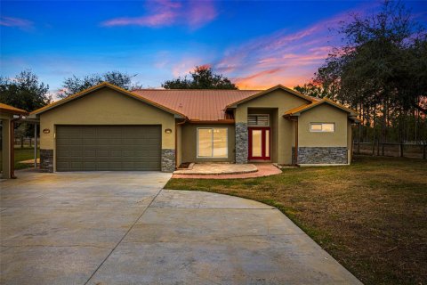 Casa en venta en Hudson, Florida, 5 dormitorios, 331.29 m2 № 1559242 - foto 1