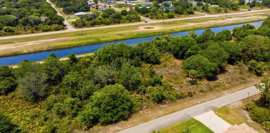 Land in Lehigh Acres, Florida № 2165107