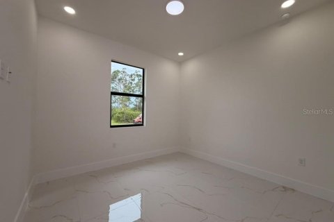 Villa ou maison à vendre à Port Charlotte, Floride: 3 chambres, 108.7 m2 № 2422807 - photo 14
