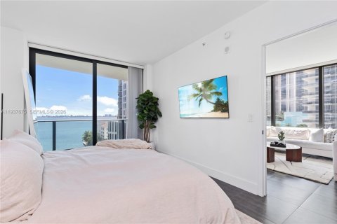 Купить кондоминиум в Майами, Флорида 3 спальни, 129.6м2, № 2088493 - фото 6