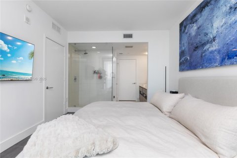 Купить кондоминиум в Майами, Флорида 3 спальни, 129.6м2, № 2088493 - фото 9