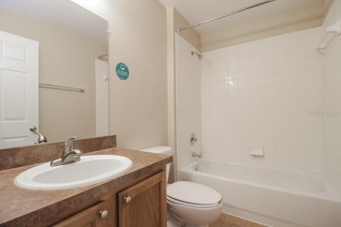 Villa ou maison à louer à Orlando, Floride: 3 chambres, 173.82 m2 № 2406999 - photo 15