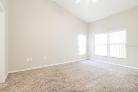 Villa ou maison à louer à Orlando, Floride: 3 chambres, 173.82 m2 № 2406999 - photo 10