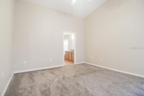 Villa ou maison à louer à Orlando, Floride: 3 chambres, 173.82 m2 № 2406999 - photo 9