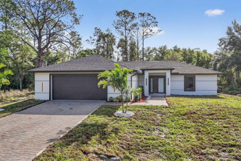 Villa ou maison à Lehigh Acres, Floride 3 chambres, 166.48 m2 № 2146543