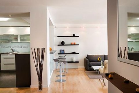 Copropriété à louer à Miami, Floride: 2 chambres, 116.03 m2 № 2397505 - photo 6
